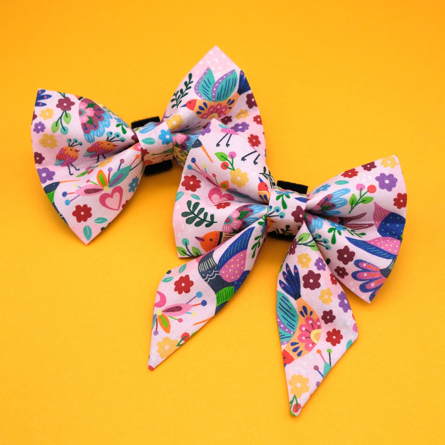 Fiesta Bird Dog Bows