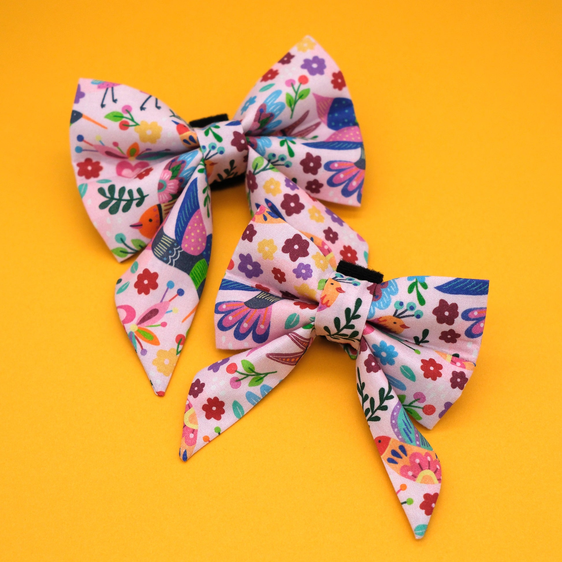 Fiesta Bird Sailor Dog Bow